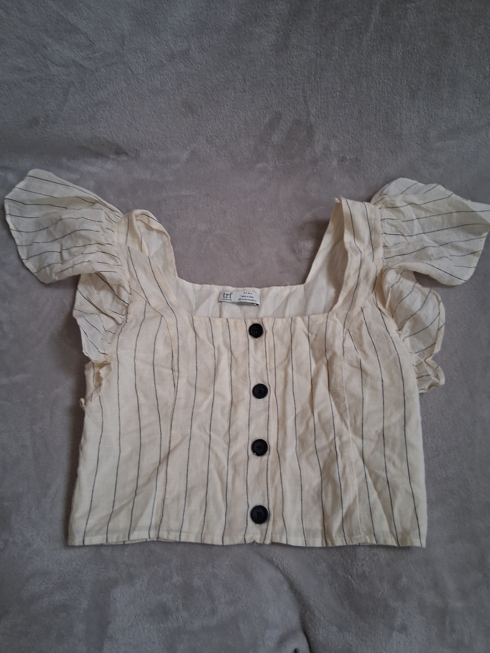 Zara Cream Striped Button Crop Top